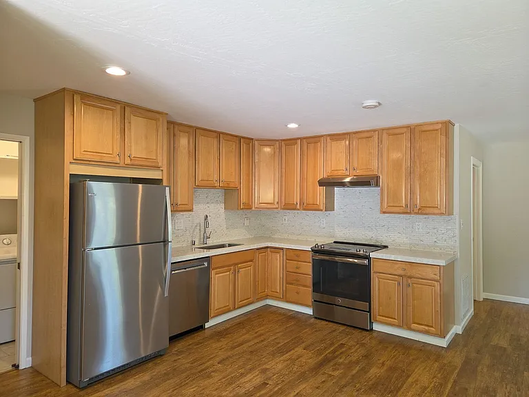 965 Blossom Hill Rd — Photo 8