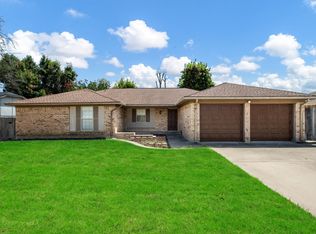 1325 Royster Rd, Fort Worth, TX 76134