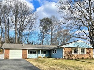 4015 William Ln, Bowie, MD 20715