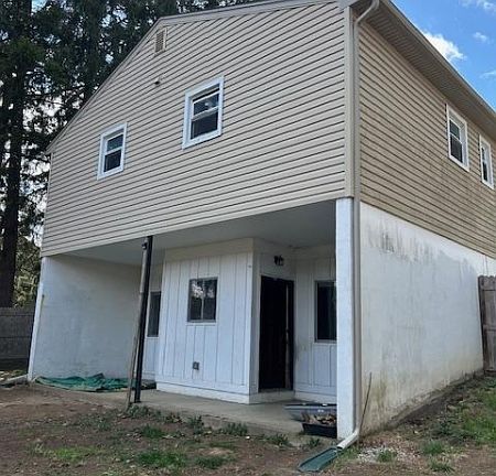 2nd image of 15 Carl Walsh Rd