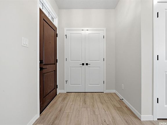 2nd image of 3252 Favel DRIVE