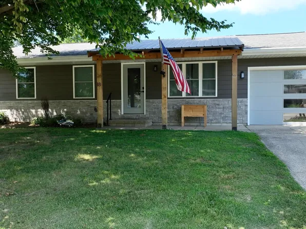 18 Lynwood Dr, Washington, IN 47501