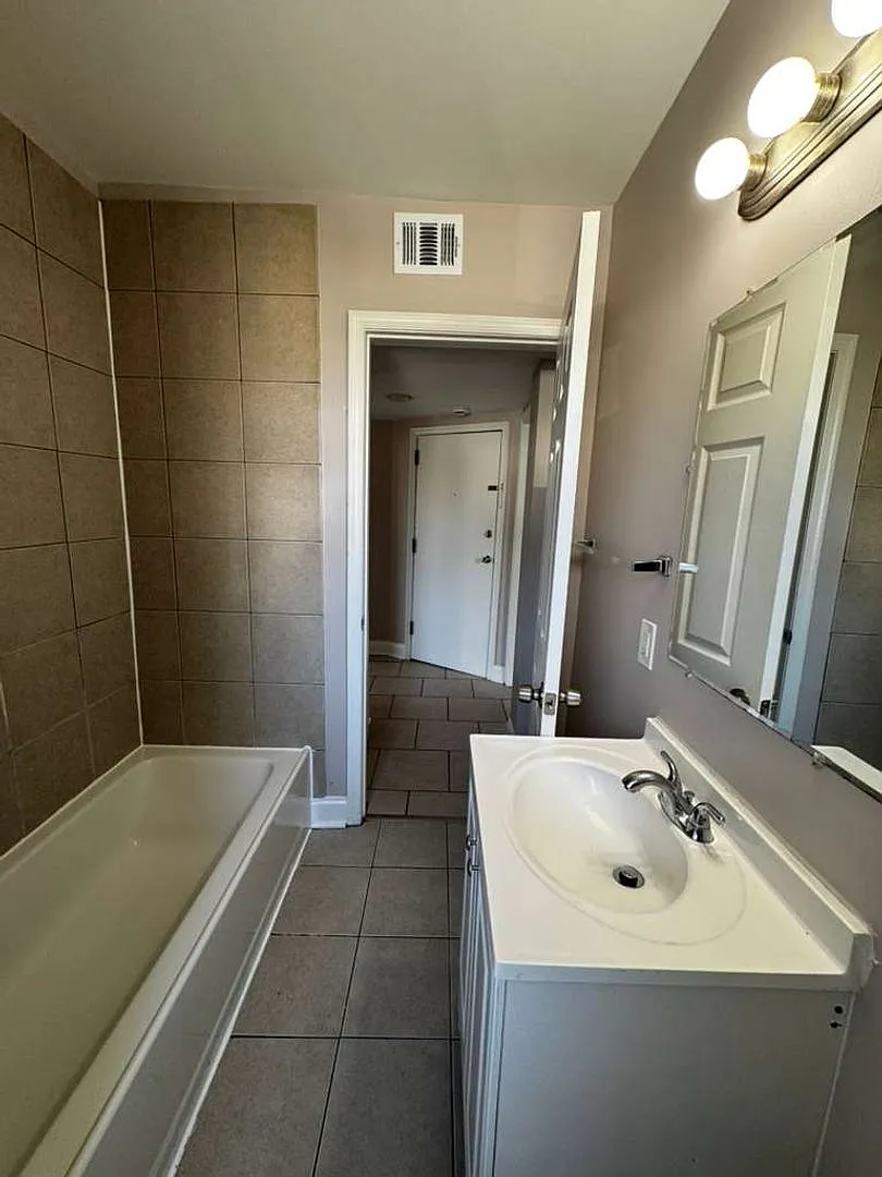 2401 Garrison Blvd — Photo 4