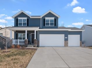 78 Hidden Bluffs Dr, Lake Saint Louis, MO 63367