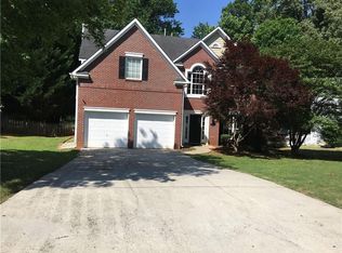 5550 Arrowind Rd, Lilburn, GA 30047