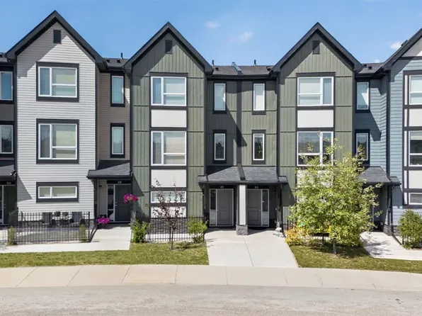 86 S Evanscrest Mnr NW, Calgary, AB T3P 1R3