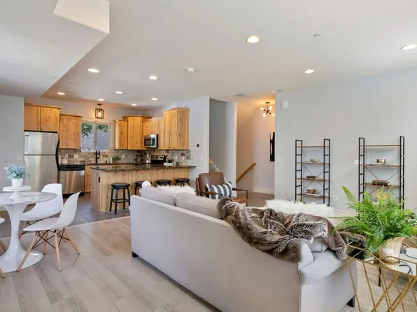 625 E 200 S Unit 3, Salt Lake City, UT 84102