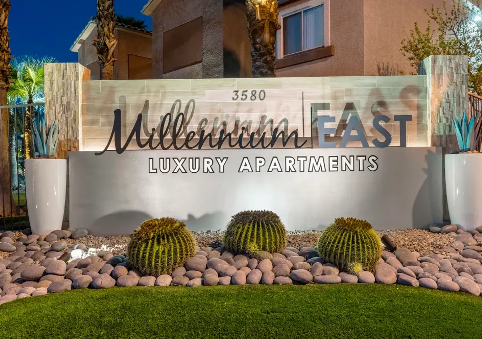 Millennium East Luxury Apartment Homes — Photo 1
