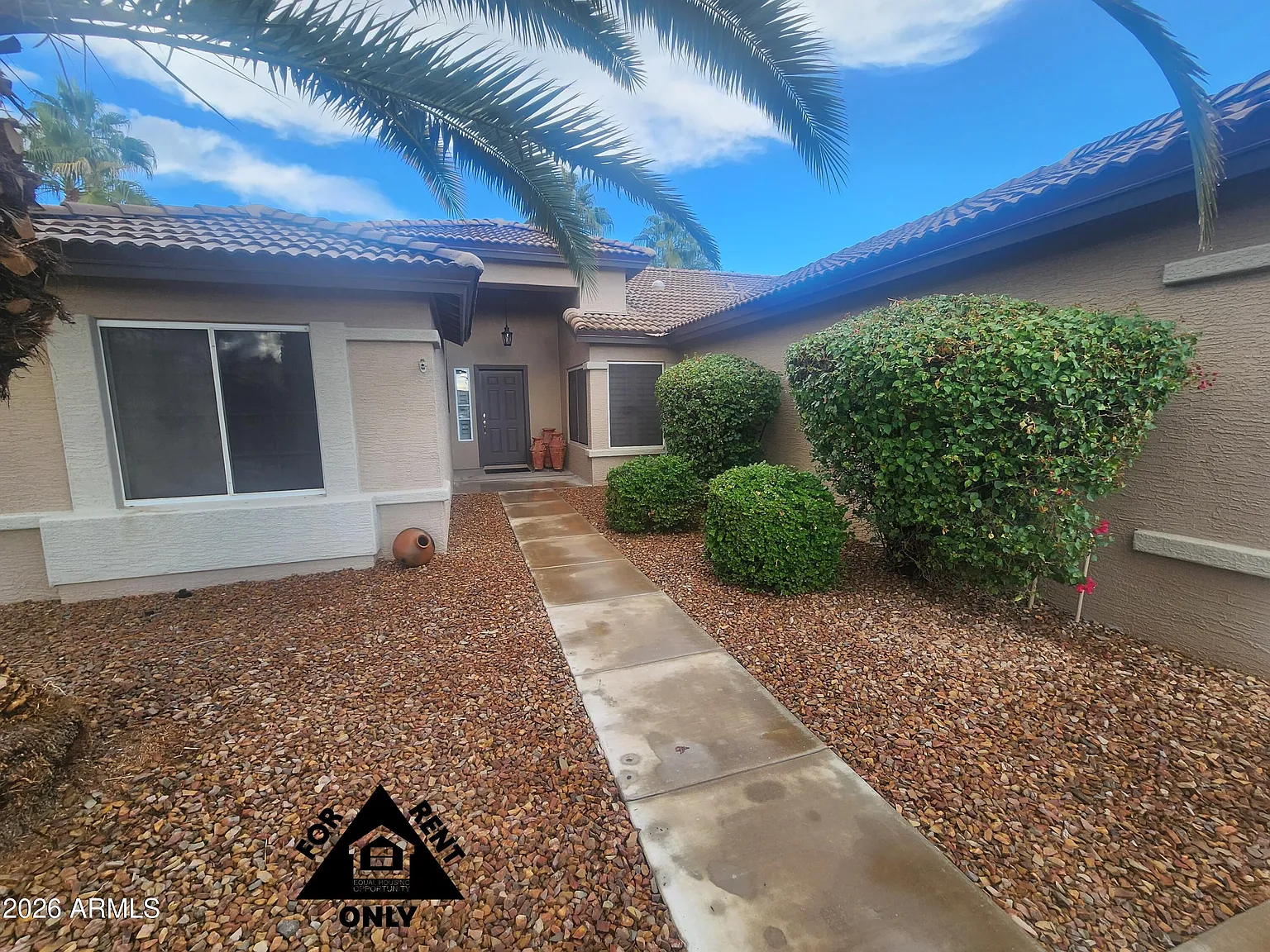 2 bed, 2.0 bath, 1570 sqft, $2,500 — Photo 4