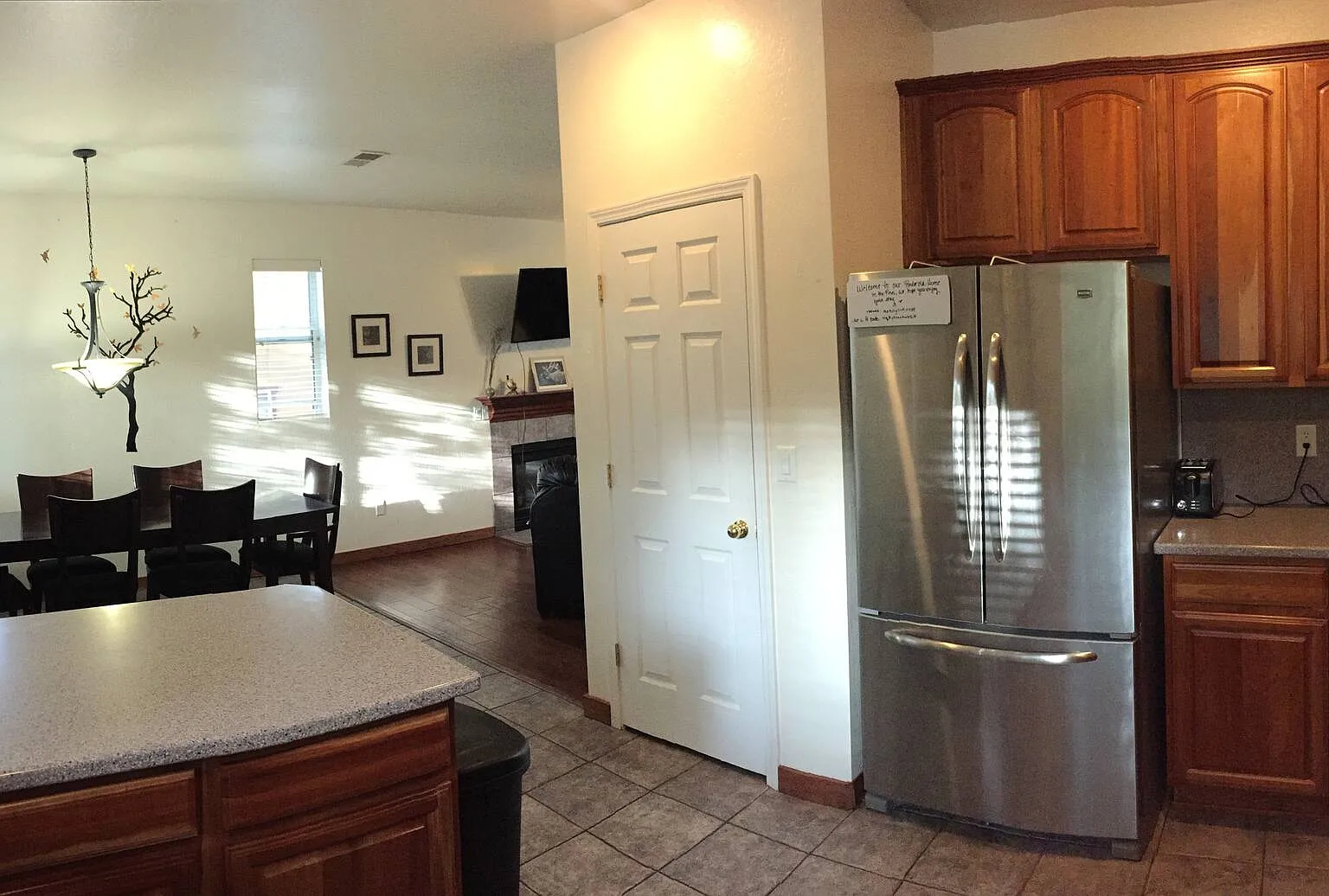4 bed, 1988 sqft, $950 — Photo 4