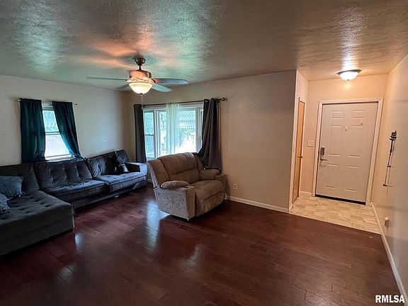 3rd image of 511 S Ohio Ave