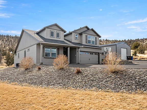 3rd image of 7220 SE Night Hawk Ct