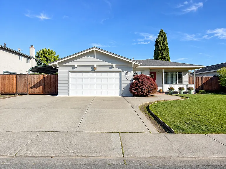 6308 Honeysuckle Dr — Photo 1