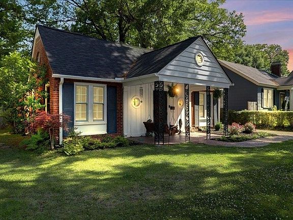 4th image of 1860 Monticello Dr