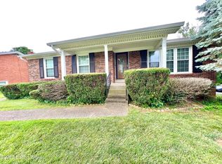 8912 Reinhart Way, Louisville, KY 40220