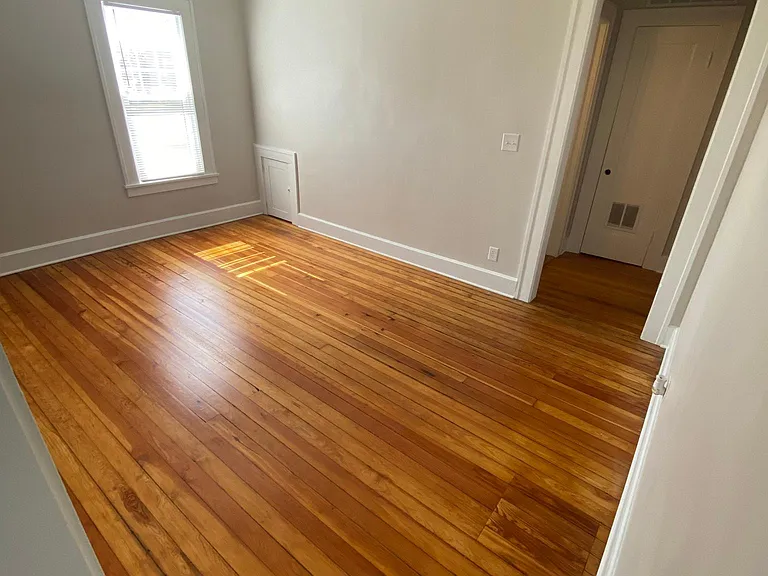 425 Lafayette Ave — Photo 18