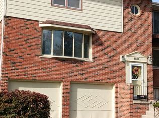 8834 Plainfield Rd, Brookfield, IL 60513