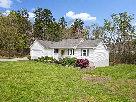 2nd image of 155 Hickory Dr