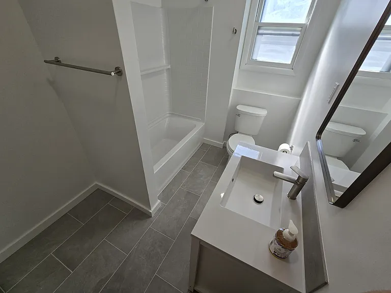99 Round Lake Ave — Photo 1