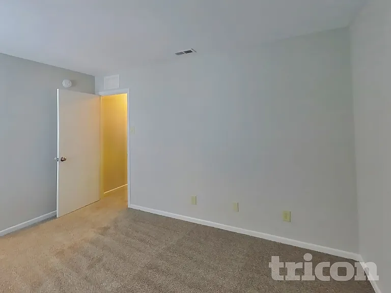 10152 Golden Dr — Photo 11