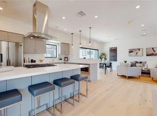 229 N Burlington Ave, Los Angeles, CA 90026