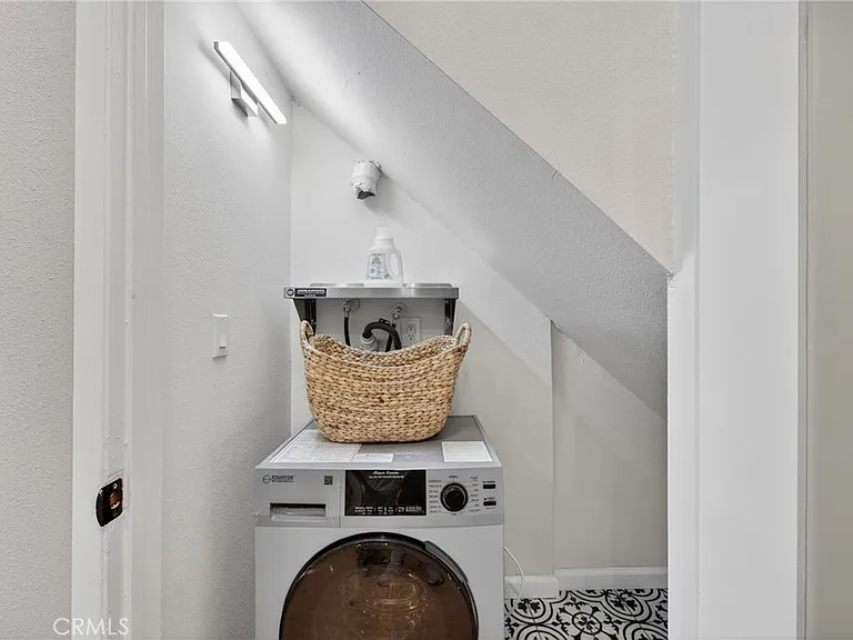 2500 Abbot Kinney Blvd #9 — Photo 12