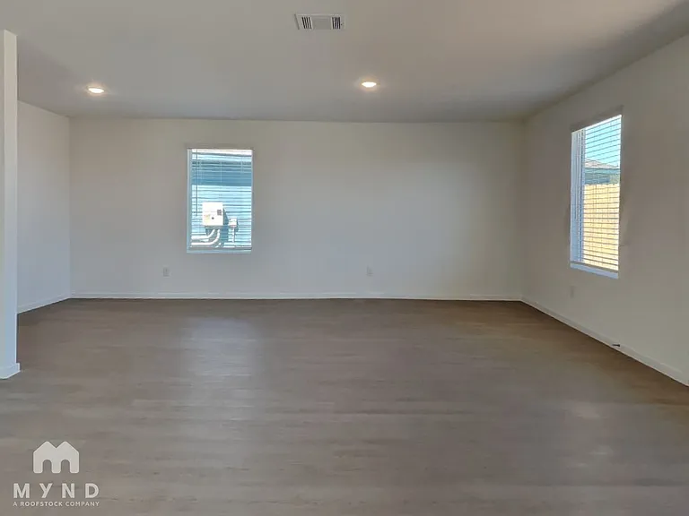 302 Gadwall Ave — Photo 10