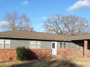 320 N Hillcrest St, Pawnee, OK 74058
