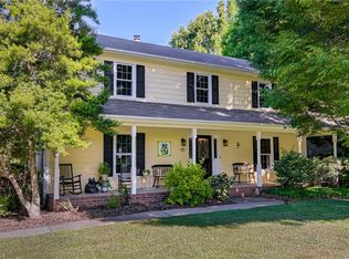 3901 Braddock Rd, High Point, NC 27265