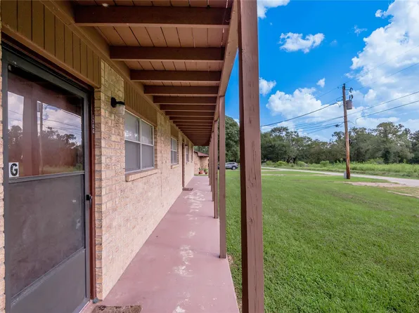 120 McAdams Ln #G, Huntsville, TX 77320