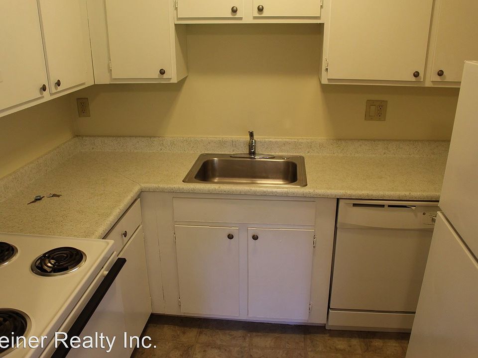 2521 Milligan Way Apartments Swissvale, PA Zillow