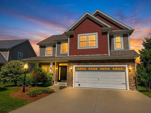 8 Cardiff Dr, Morgantown, WV 26508