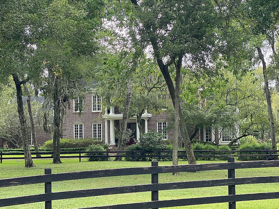 1st image of 3505 River Forest Dr
