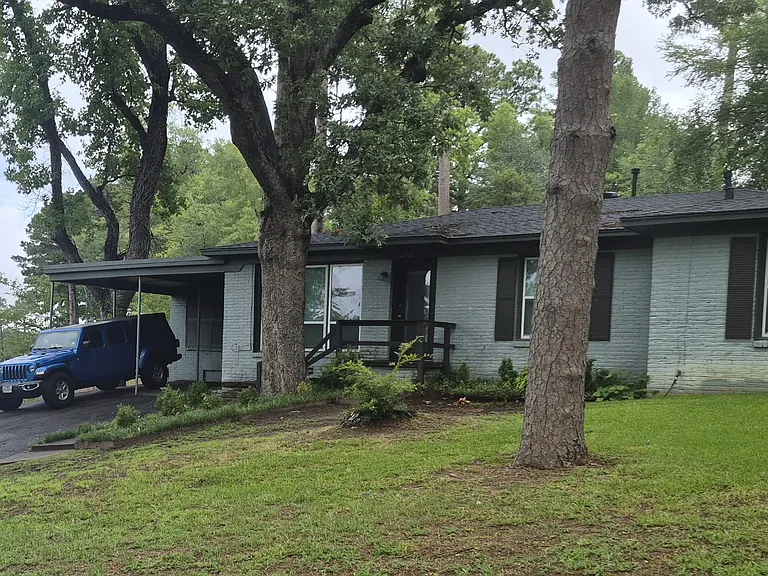 2512 Sheryl Ln — Photo 1