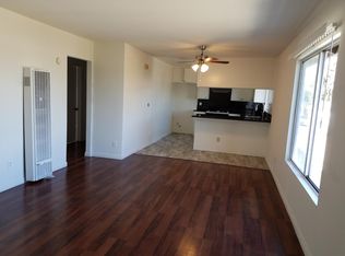 3064 E 70th St, Long Beach, CA 90805