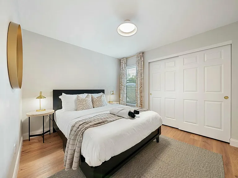 344 W 4th Ave — Photo 6