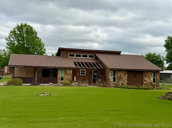 860 Lori Ln, Vinita, OK 74301