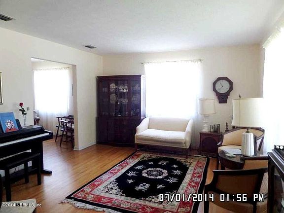 3rd image of 2851 Birchwood Dr