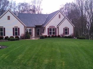 104 Chestnut Ct, North Prairie, WI 53153