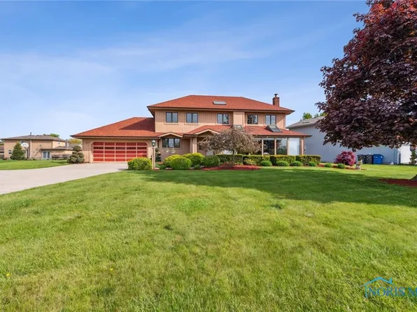 2205 Shoreland Ave, Toledo, OH 43611