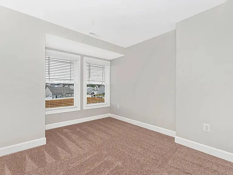 518 Bartholomew Dr — Photo 8