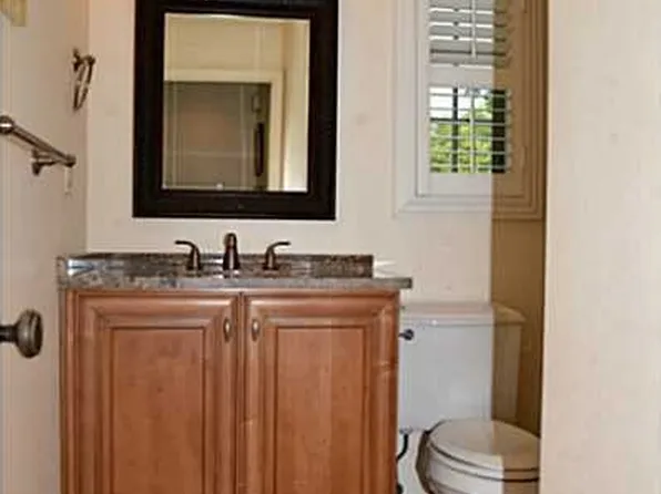 1205 Beaver Rd, Sewickley, PA 15143