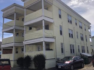 19 Hope St, Chicopee, MA 01013