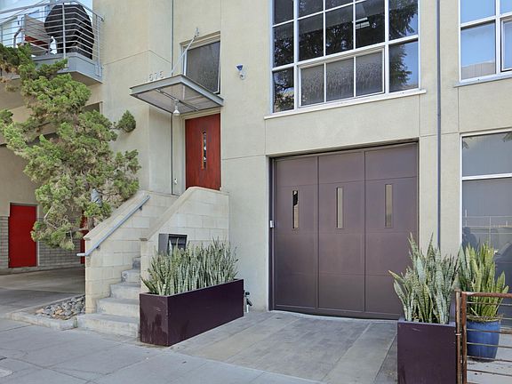 2nd image of 1575 Kettner Blvd