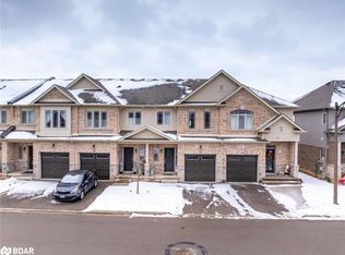 18 Serenity Ln, Hamilton, ON L0R1P0