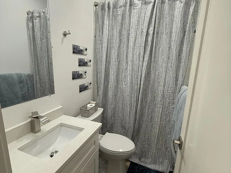 Bathroom Full