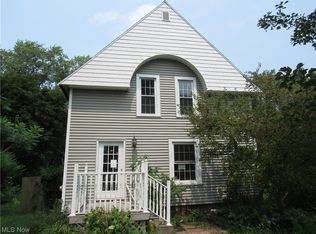 2785 Center Usr St #20, North Kingsville, OH 44068