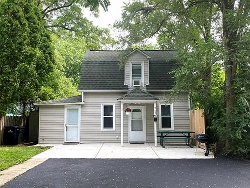 263 Orchard St Photo 1