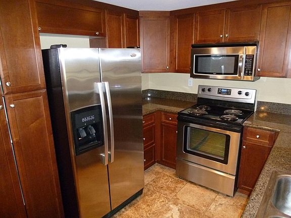 5th image of 15393 Maturin Dr Unit 241