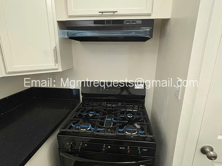 1180 W Valencia Dr #1184 — Photo 6